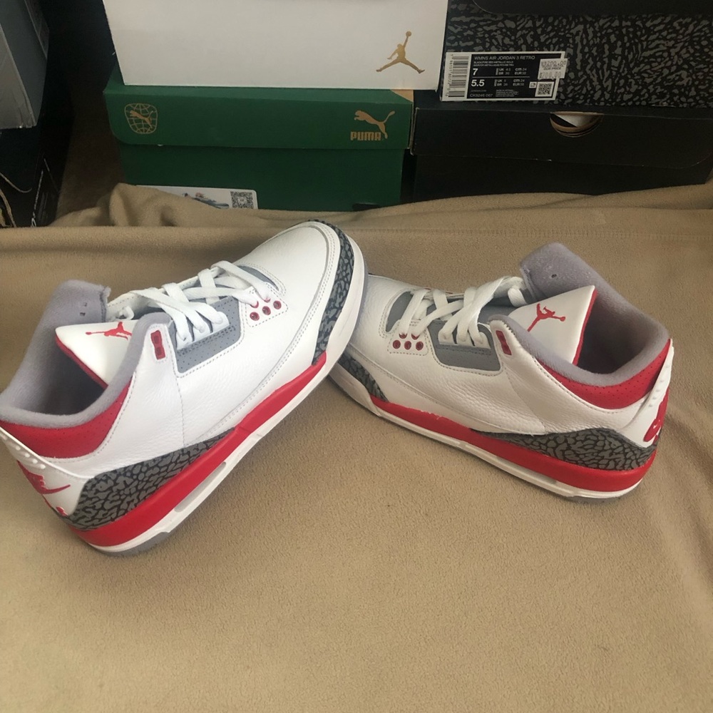 Jordan Retro GS Fire Red